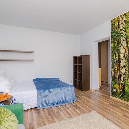 Stay With Friends In Varsovie Extérieur photo